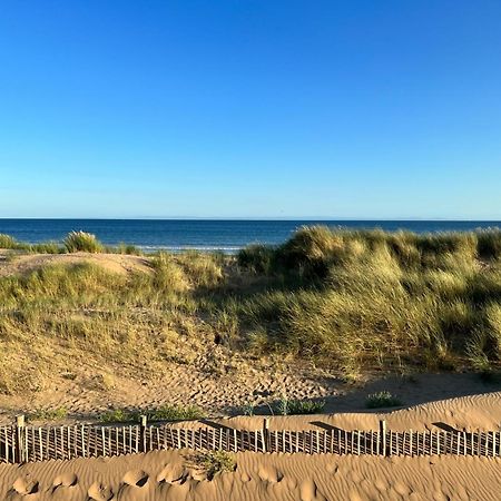 Hoopers Sandy Beach Guest Rooms 스완지 외부 사진