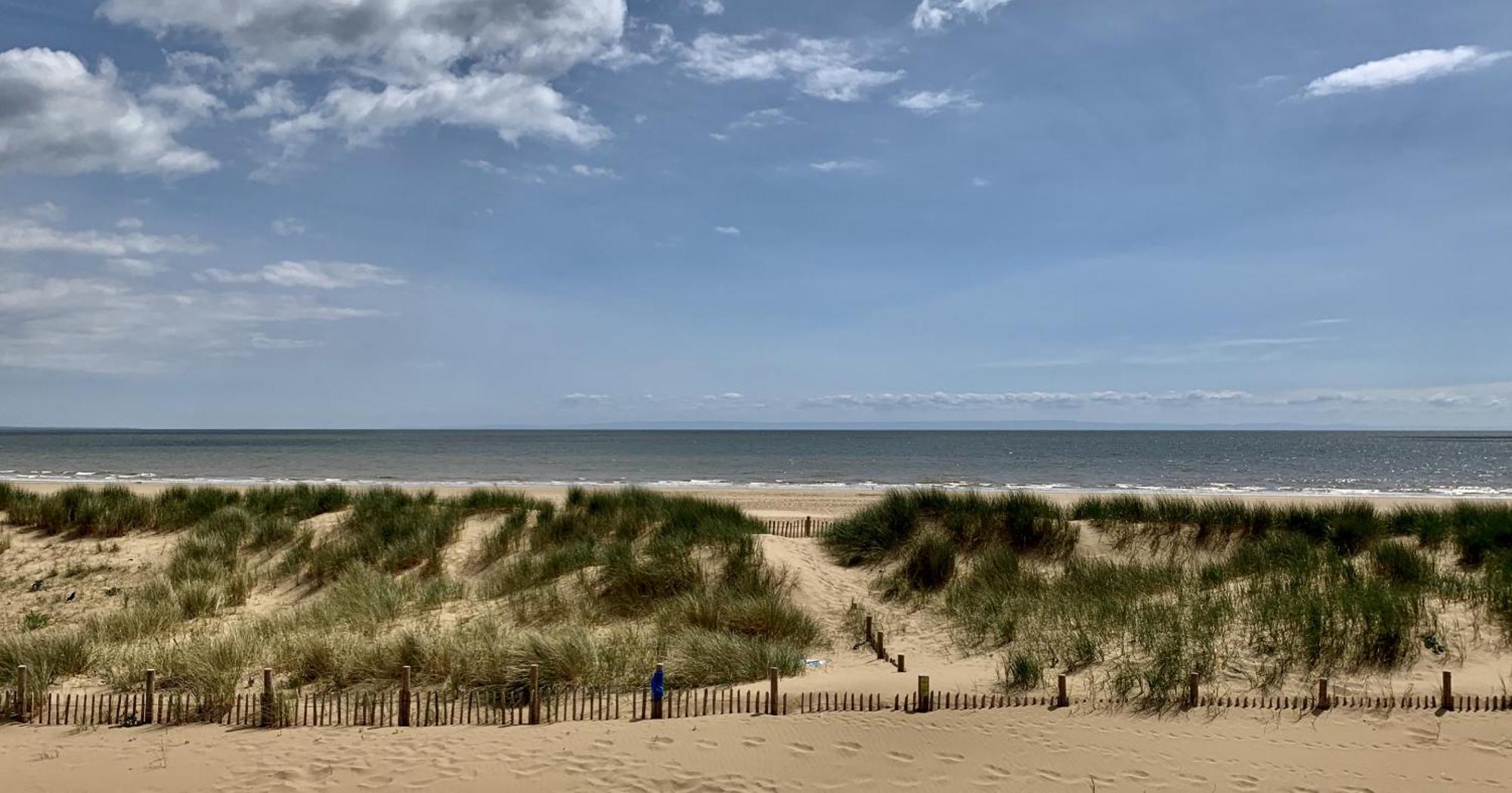 Hoopers Sandy Beach Guest Rooms 스완지 외부 사진