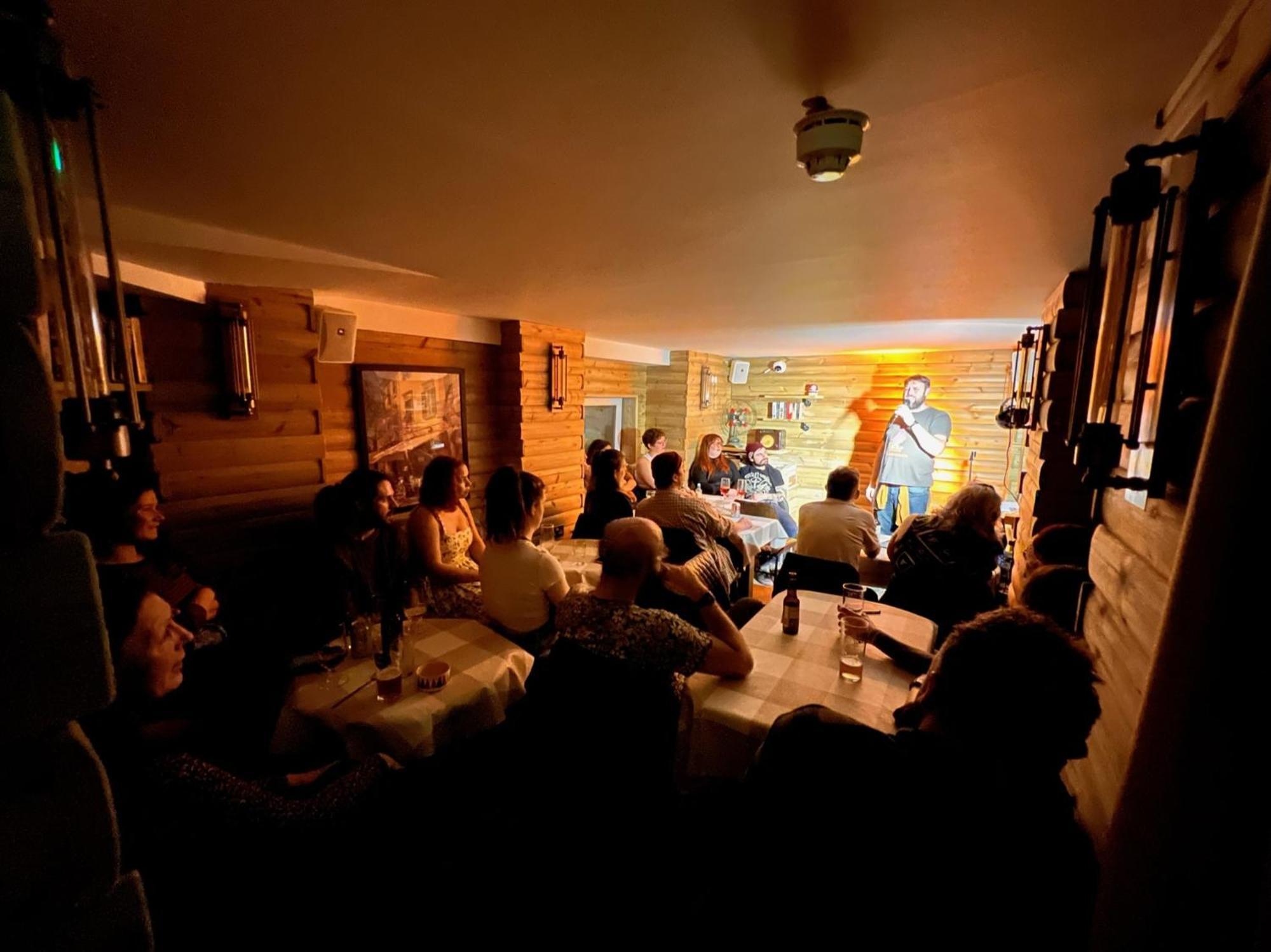 Hoopers Sandy Beach Guest Rooms 스완지 외부 사진