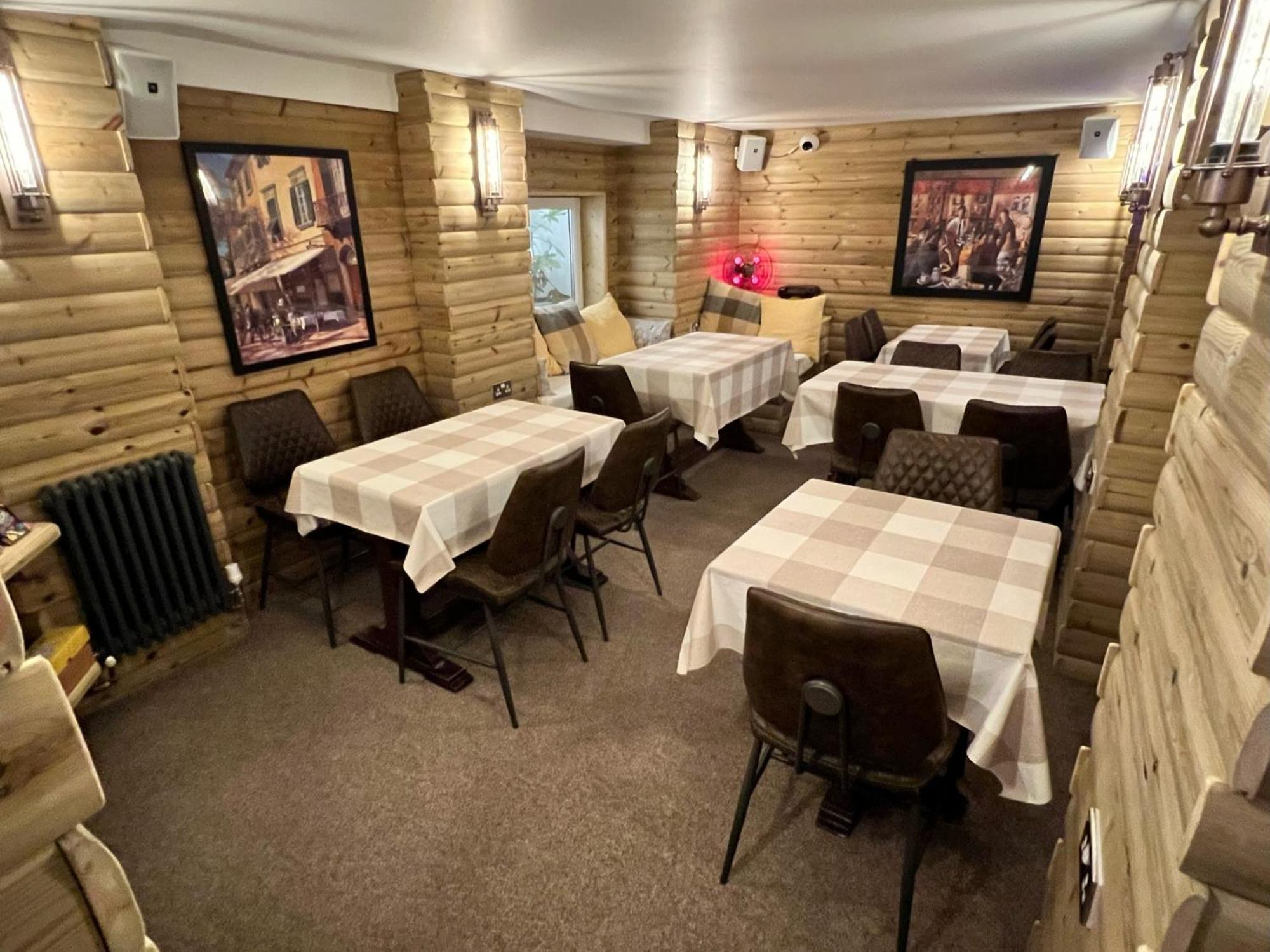 Hoopers Sandy Beach Guest Rooms 스완지 외부 사진